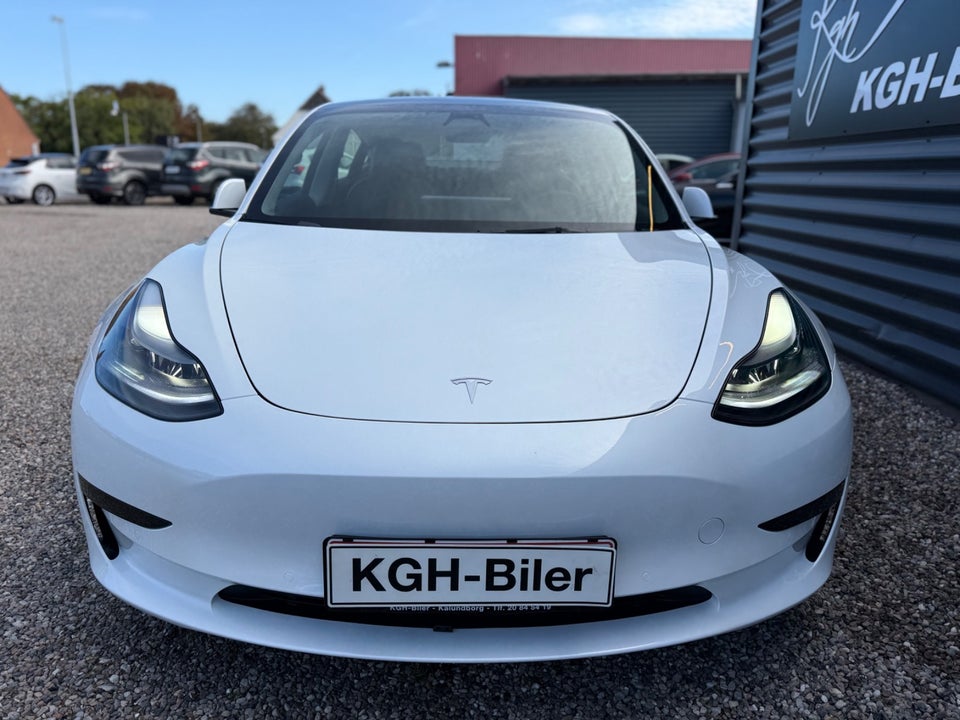 Tesla Model 3 RWD 4d