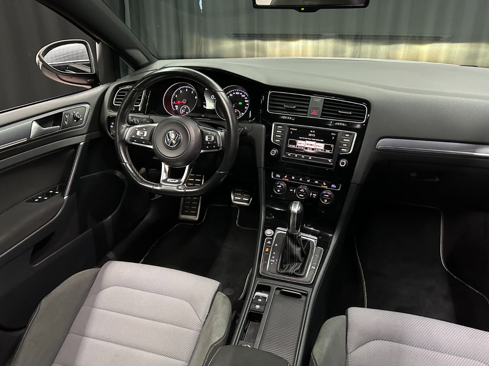 VW Golf VII 1,4 TSi 150 R-line DSG BMT 5d