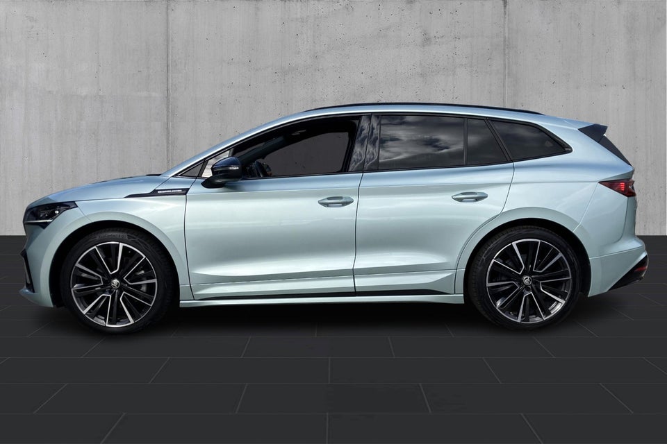 Skoda Enyaq 80x iV Founders Edition 5d