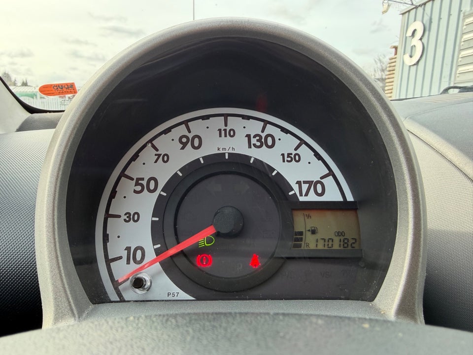 Toyota Aygo 1,0 Plus 5d