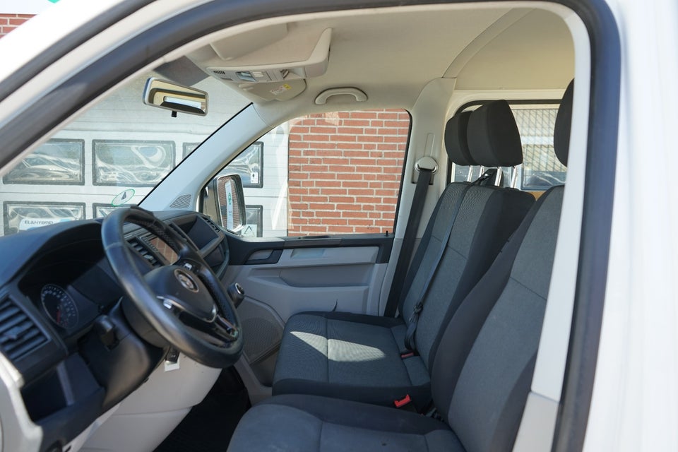 VW Transporter 2,0 TDi 150 Db.Kab m/lad 4d