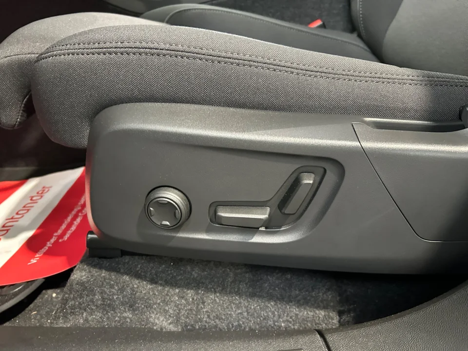 Volvo EX40 Extended Range Ultra 5d