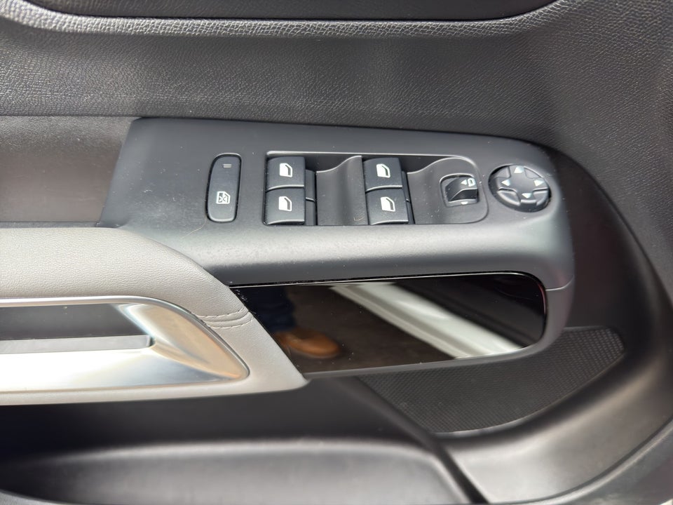 Citroën C5 Aircross 1,6 Hybrid Feel LTD EAT8 5d