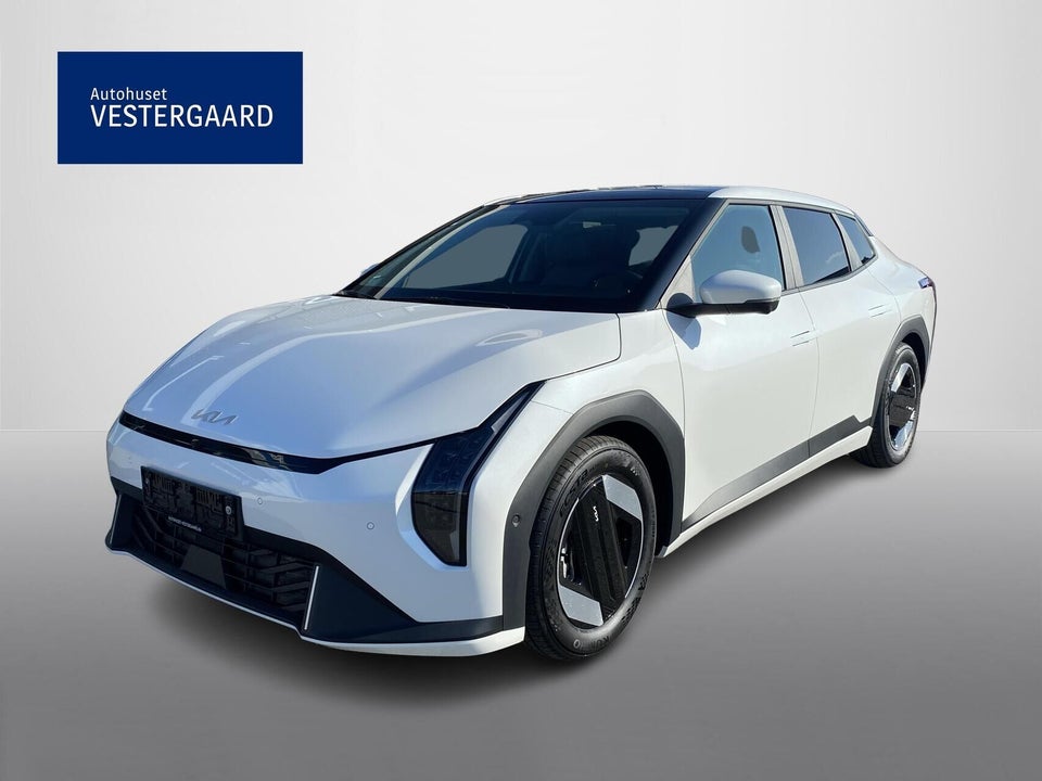 Kia EV4 81 Long Range Business Plus Fastback 4d