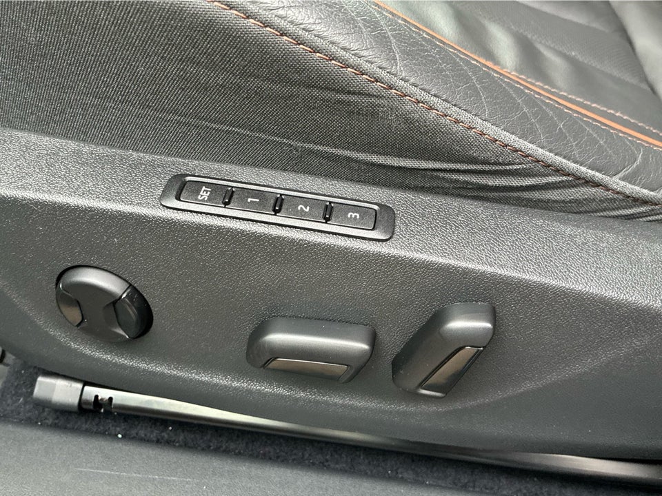 Skoda Enyaq 80 iV Plus First Edition 5d