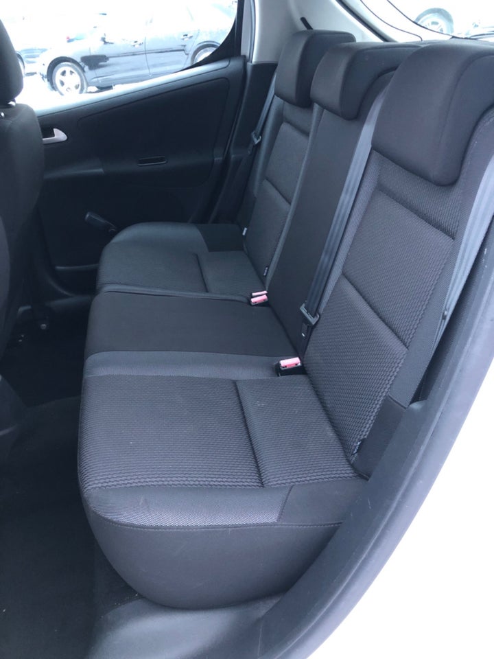 Peugeot 207 1,4 HDi 68 5d