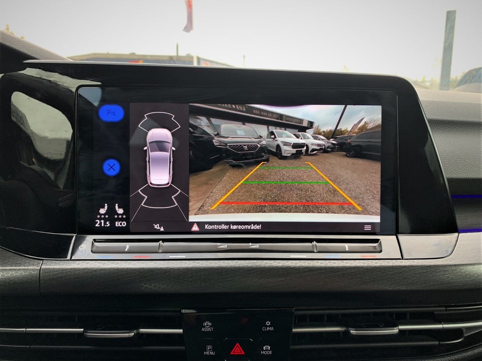 VW Golf VIII 1,4 GTE DSG 5d