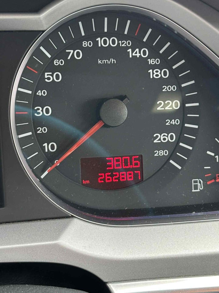 Audi A6 2,4 V6 Avant Multitr. 5d