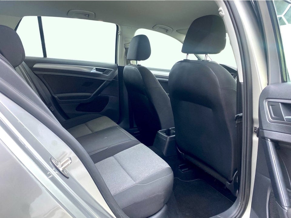VW Golf VII 1,2 TSi 105 Trendline BMT 5d