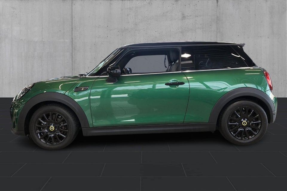 MINI Cooper SE Classic Trim 3d