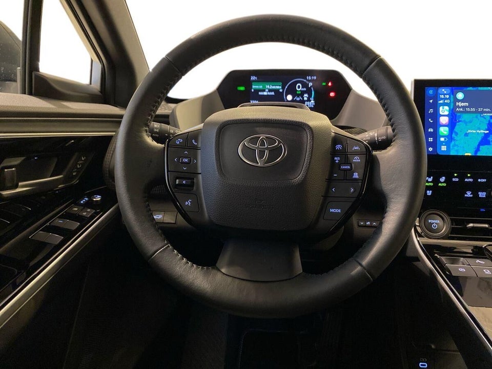 Toyota bZ4X Executive 5d