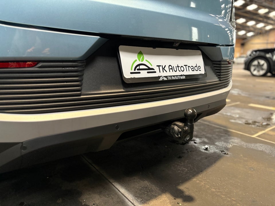 Ford Explorer 77 Premium Extended Range 5d