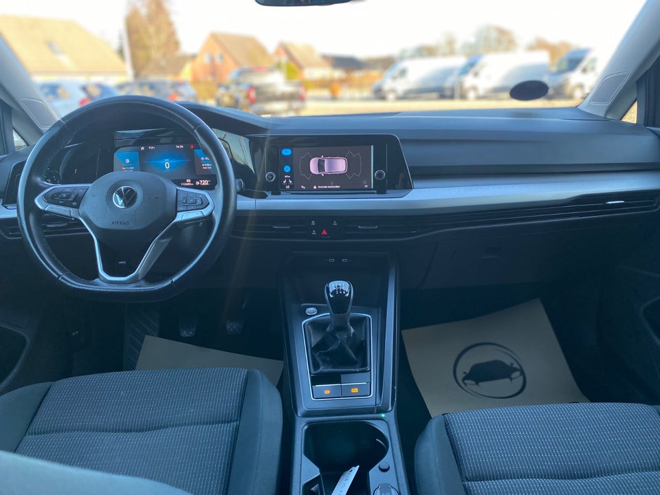 VW Golf VIII 1,0 TSi 110 5d