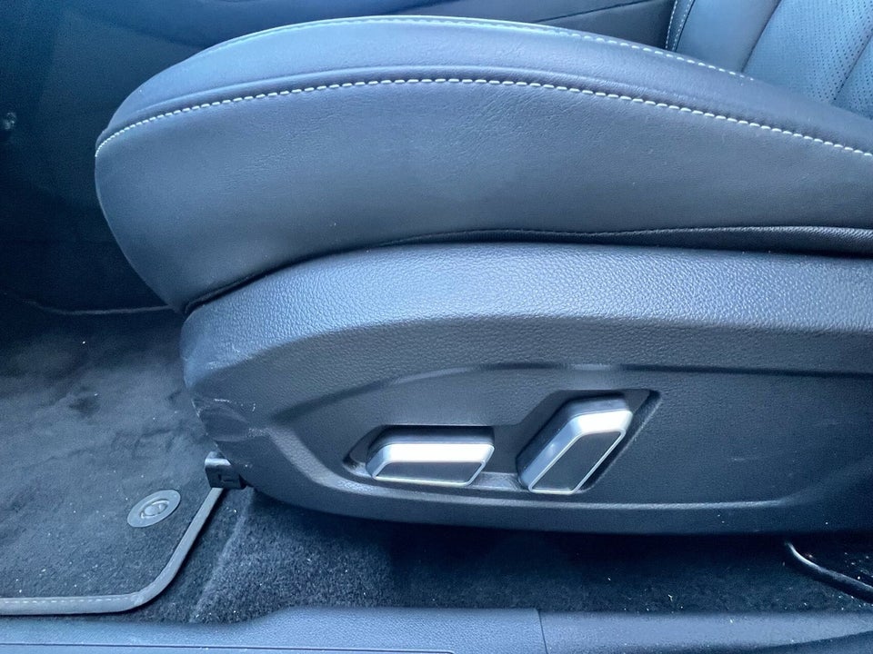 Navor E5 1,5 PHEV Rock 5d