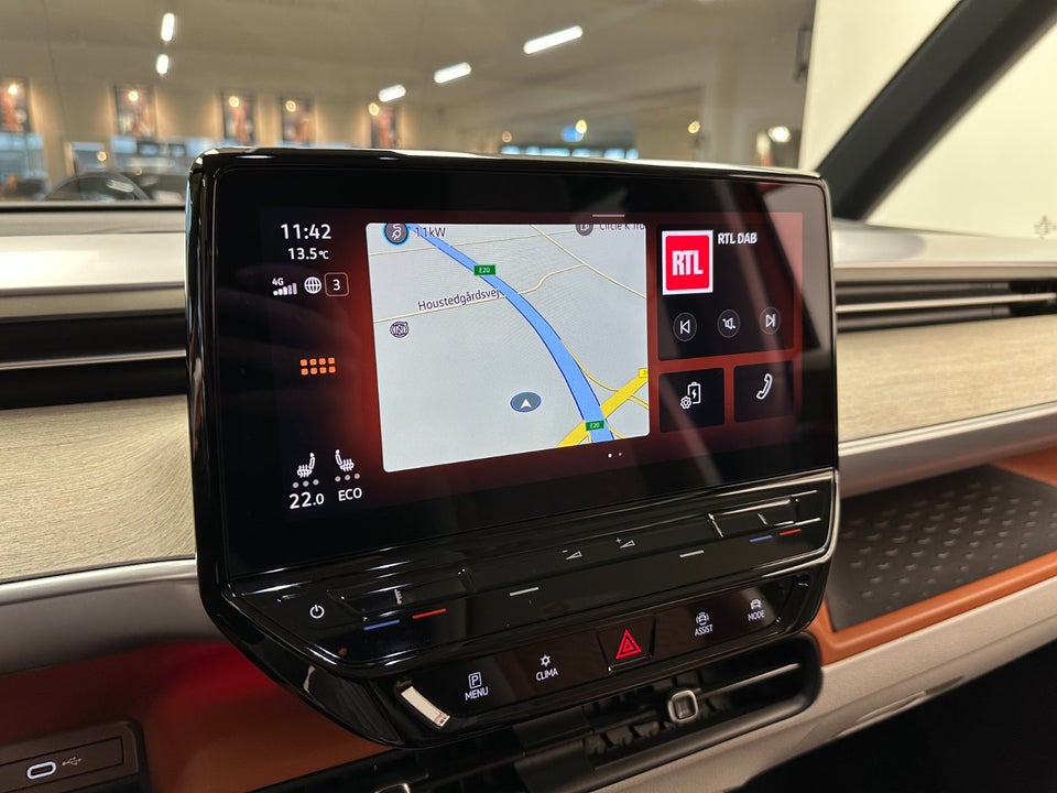 VW ID.Buzz 77 Pro SWB 5d