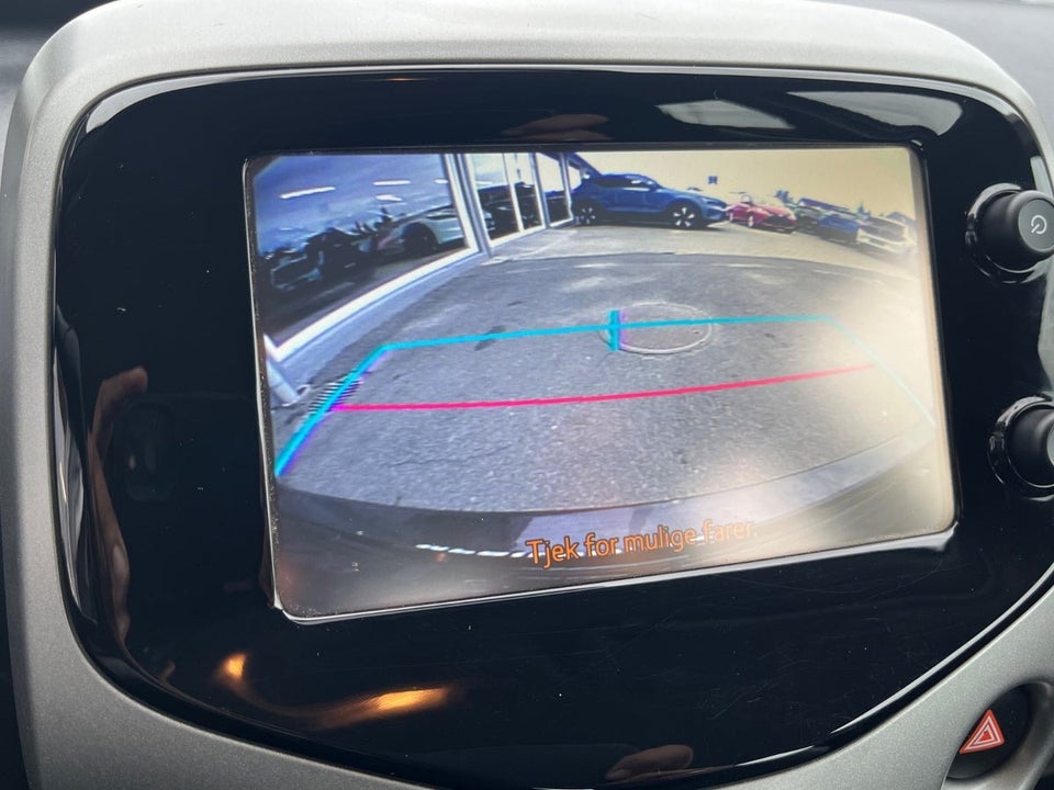 Toyota Aygo 1,0 VVT-i x-black II x-shift 5d