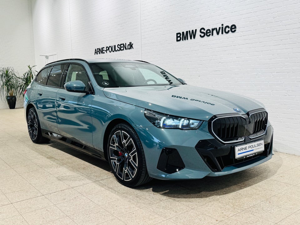 BMW i5 xDrive40 Touring Fully Charged 5d