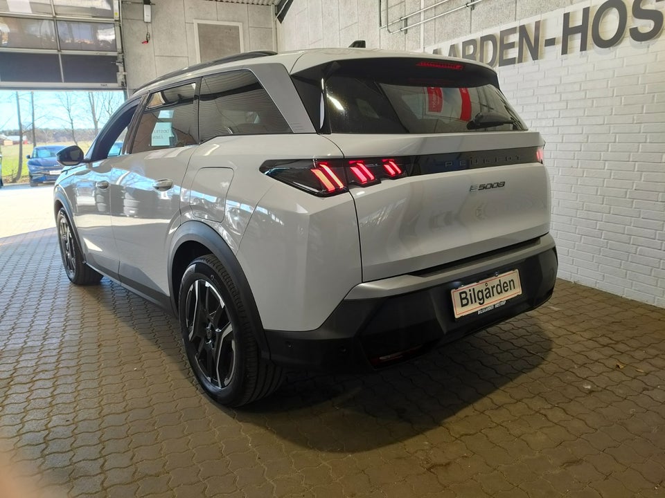 Peugeot e-5008 77 Allure Pack 7prs 5d