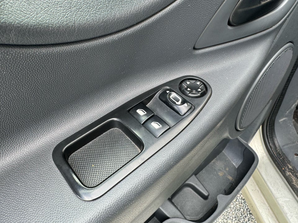 Fiat Scudo 2,0 MJT 130 Combinato L2 4d