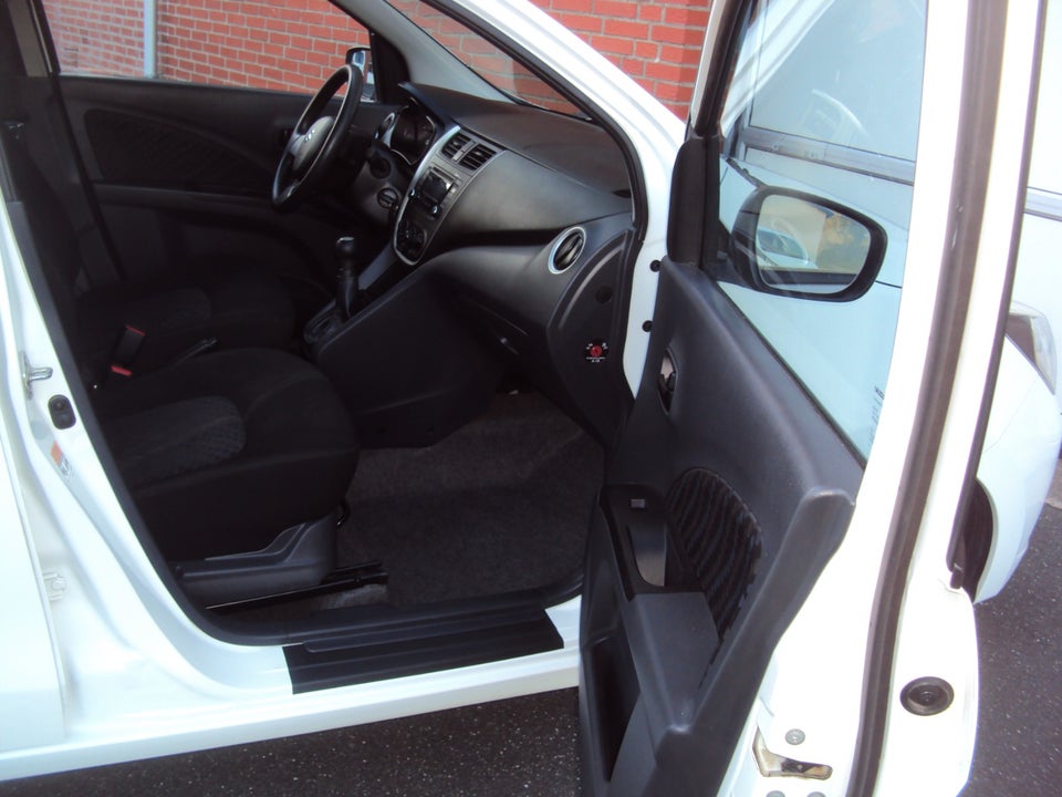 Suzuki Celerio 1,0 Dualjet Exclusive 5d
