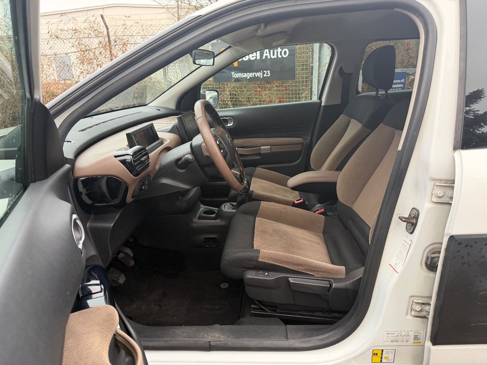 Citroën C4 Cactus 1,6 BlueHDi 100 Feel 5d