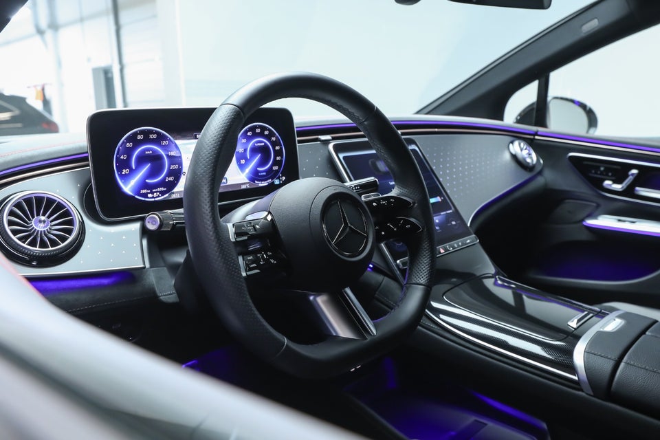 Mercedes EQE350 AMG Line 4d