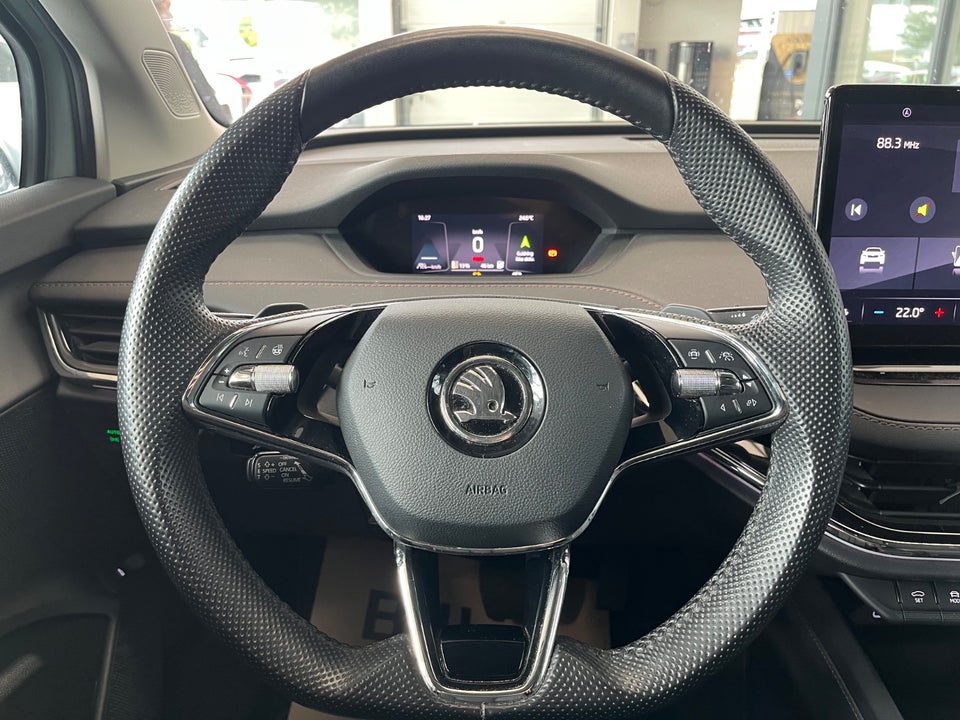 Skoda Enyaq 80 iV Suite 5d