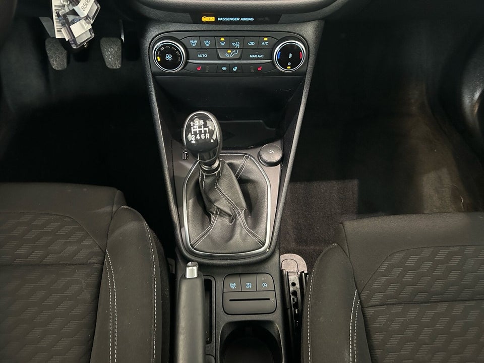 Ford Fiesta 1,0 EcoBoost mHEV Titanium 5d