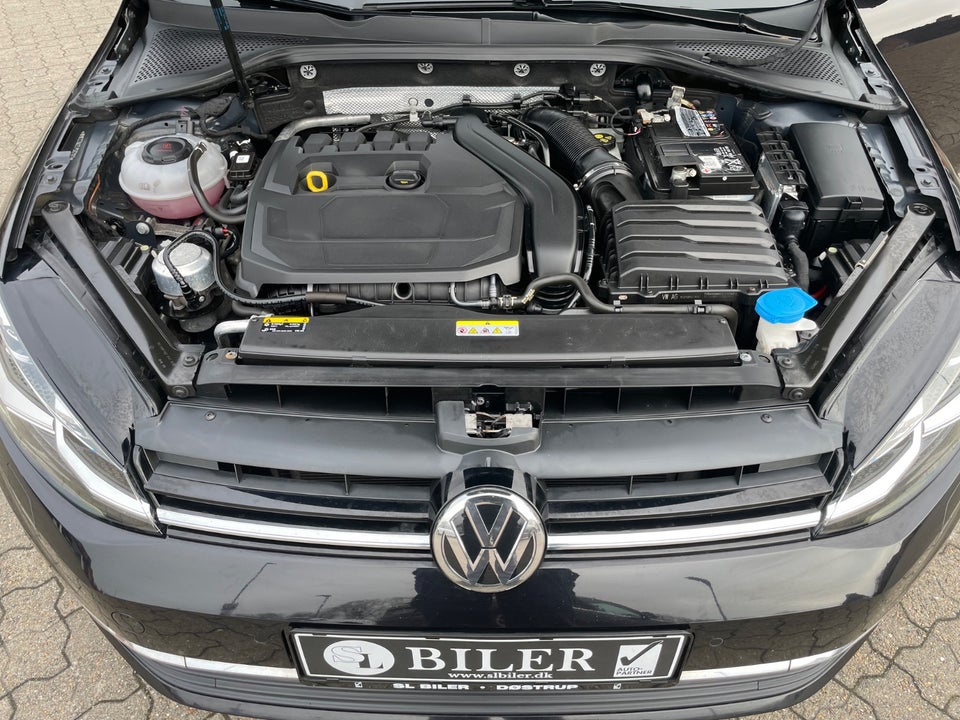 VW Golf VII 1,5 TSi 150 Highline Variant DSG 5d