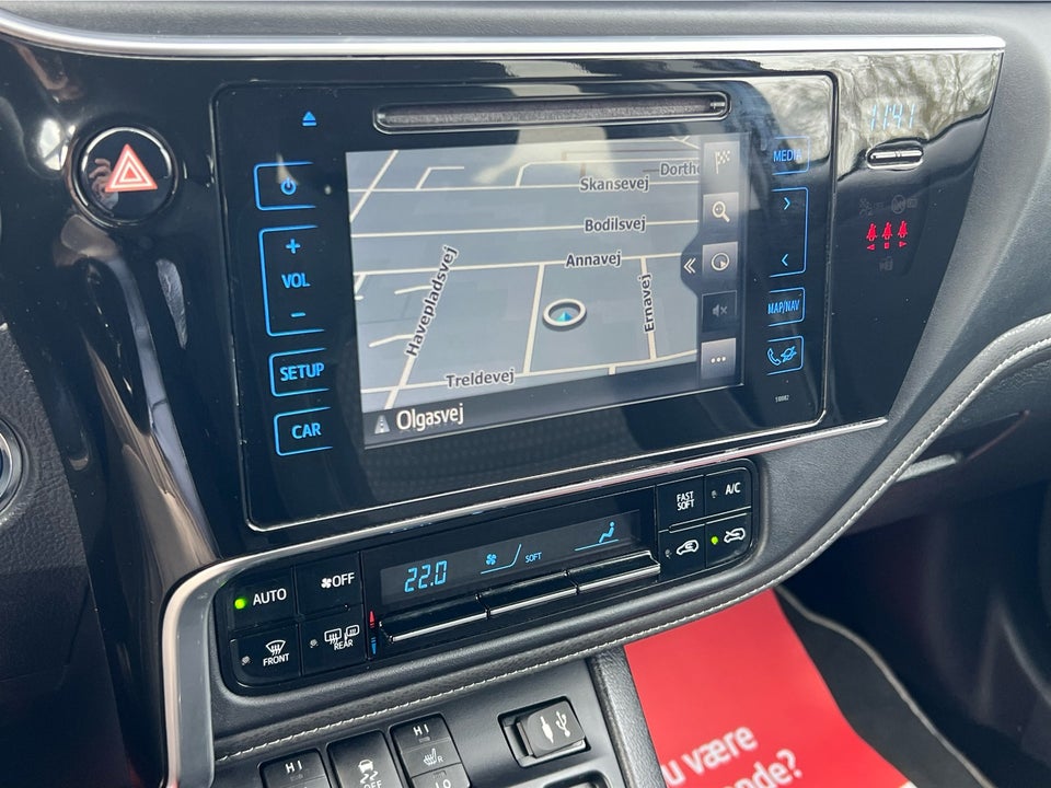 Toyota Auris 1,8 Hybrid H2 Selected Touring Sports CVT 5d