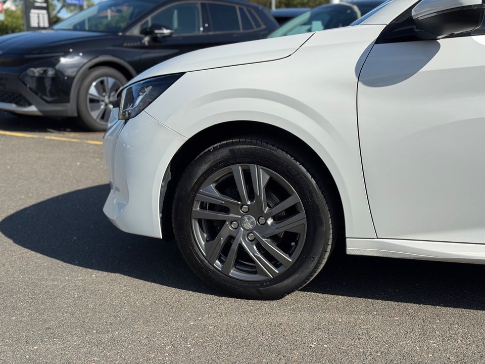 Peugeot 208 1,2 PureTech 75 Active 5d