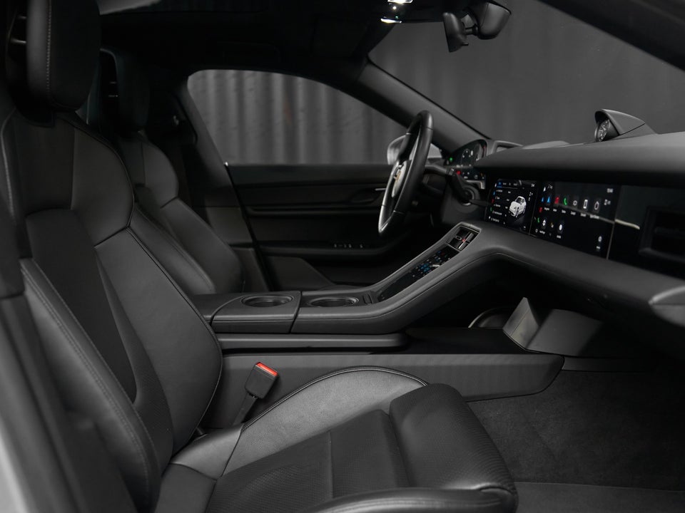 Porsche Taycan 4S 4d