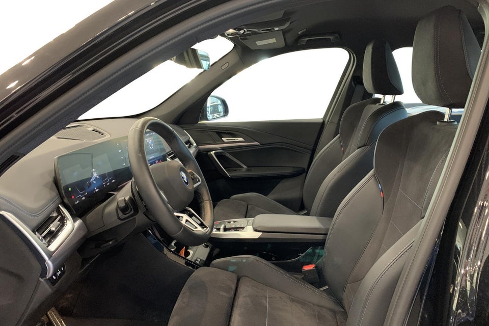 BMW iX1 eDrive20 M-Sport 5d