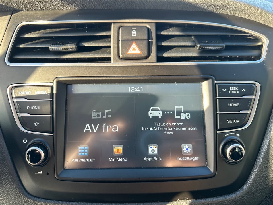 Hyundai i20 1,25 Trend 5d