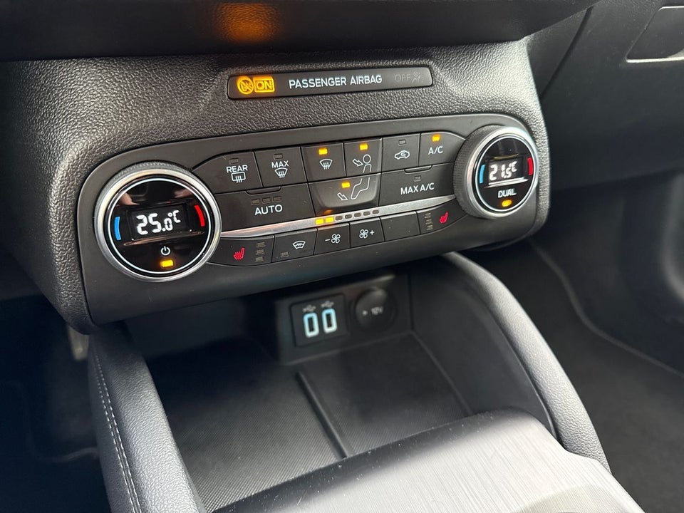 Ford Focus 1,0 EcoBoost Titanium X aut. 5d