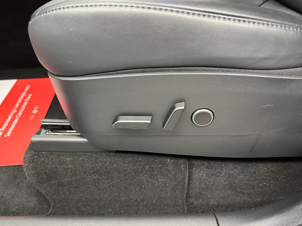Tesla Model Y Long Range AWD 5d