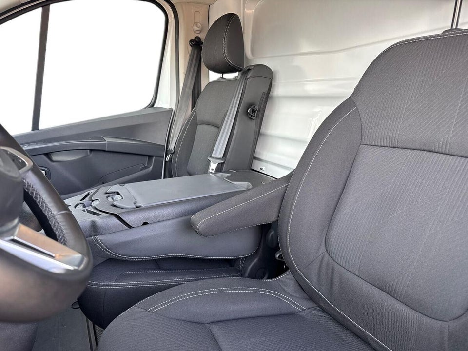 Nissan Primastar 2,0 dCi 150 L2H1 Tekna Van