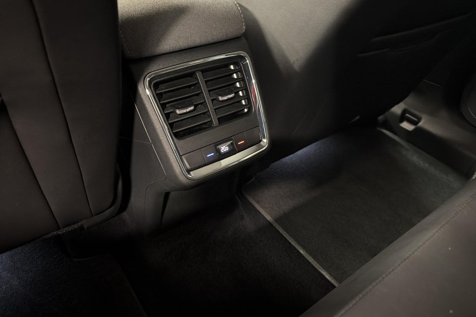 Skoda Enyaq 80 iV Loft 5d