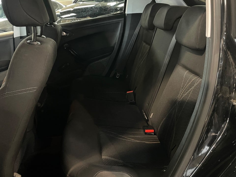 Peugeot 208 1,2 VTi Allure 5d