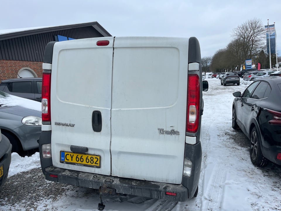 Renault Trafic T29 2,0 D 115 L1H1 5d