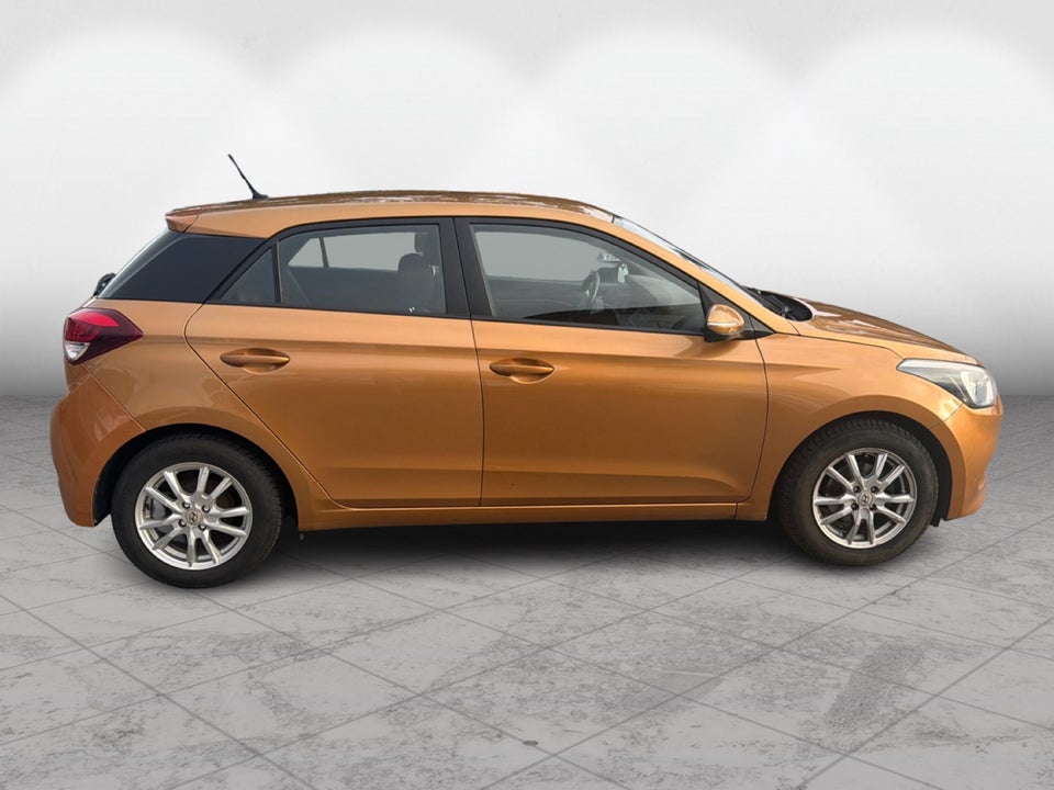 Hyundai i20 1,25 Trend 5d