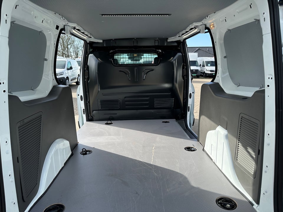 Ford Transit Connect 1,5 EcoBlue Trend lang