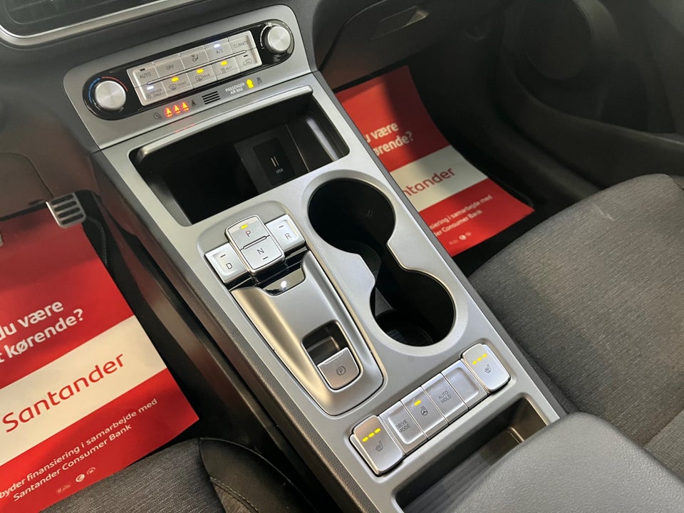 Hyundai Kona 39 EV Essential 5d