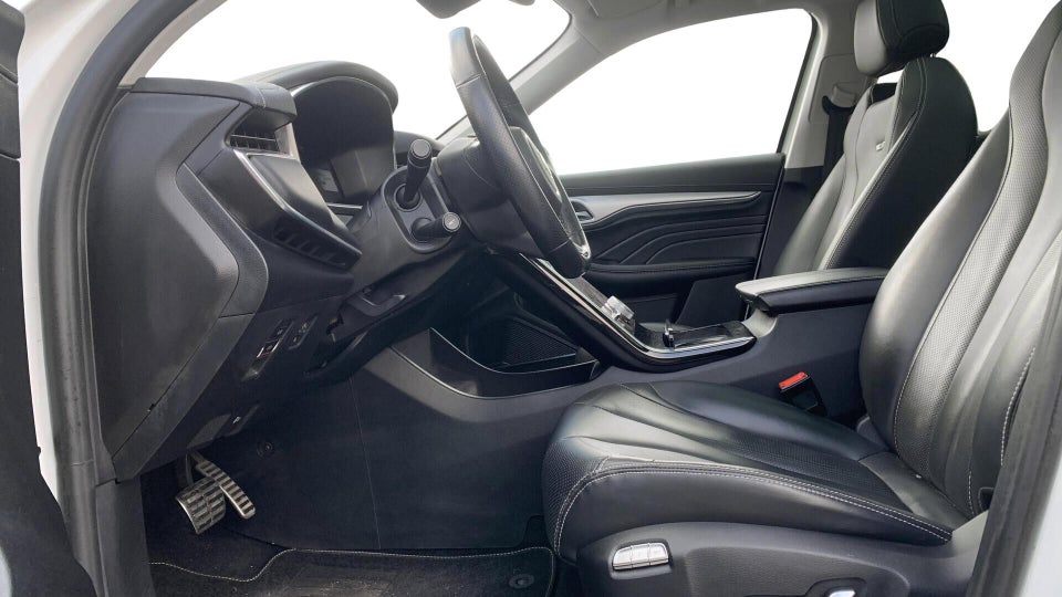 MG Marvel R Performance 5d