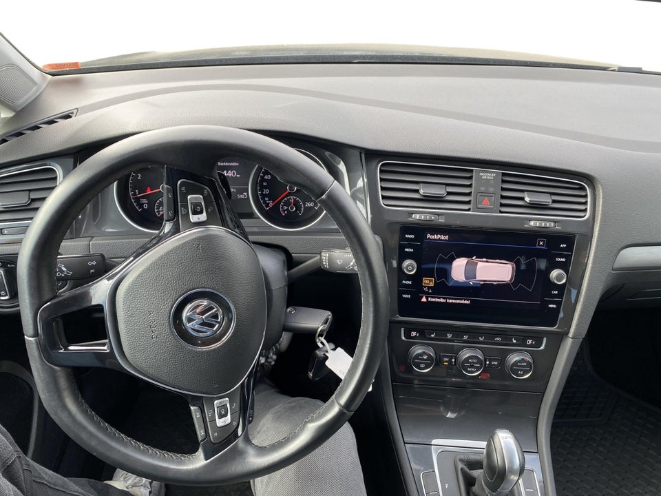 VW Golf VII 1,5 TSi 130 Comfortline Variant DSG 5d