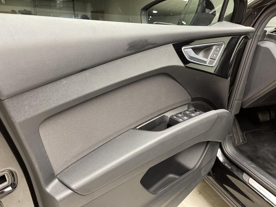 Audi Q4 e-tron 35  5d