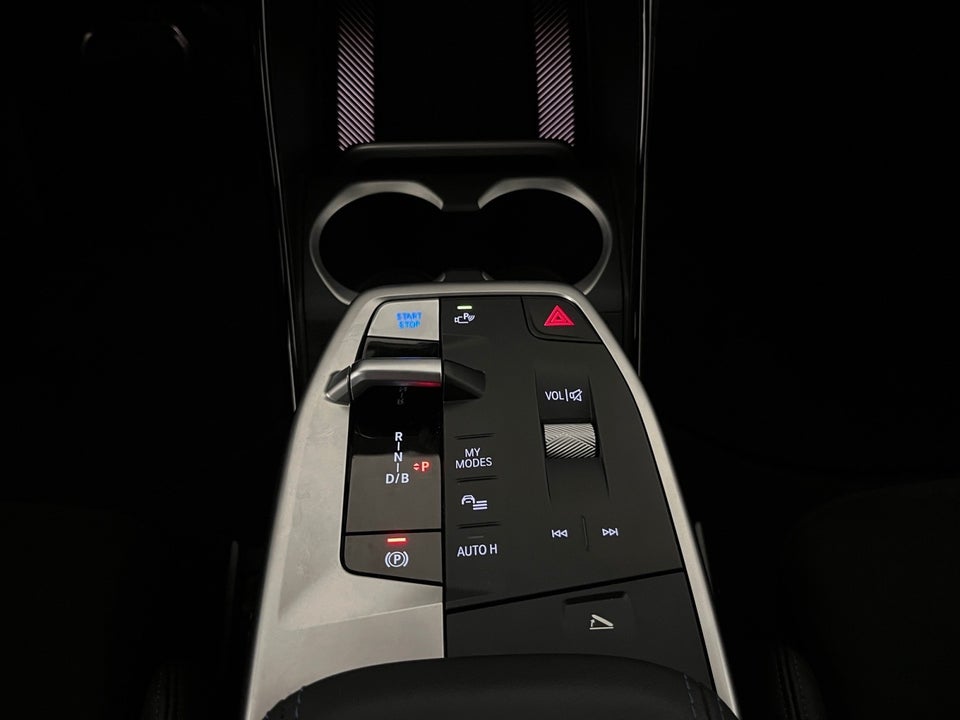 BMW iX2 xDrive30 Fully Charged M-Sport 5d