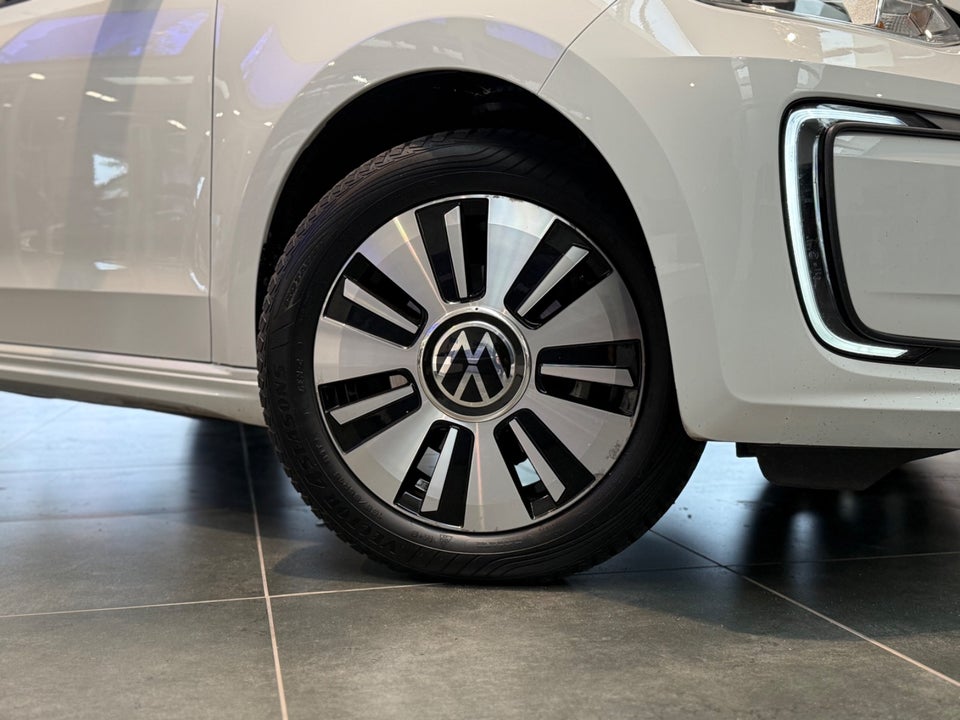 VW e-Up! Style Plus 5d