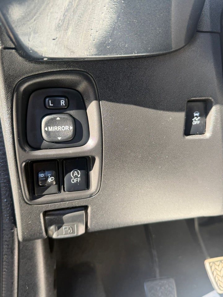 Toyota Aygo 1,0 VVT-i x-wave Sky 5d