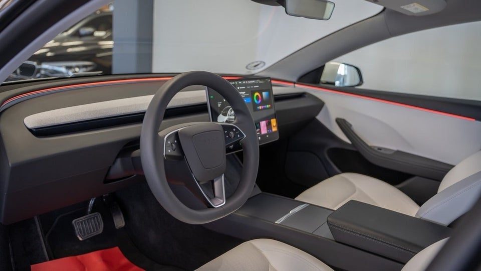 Tesla Model 3 RWD 4d